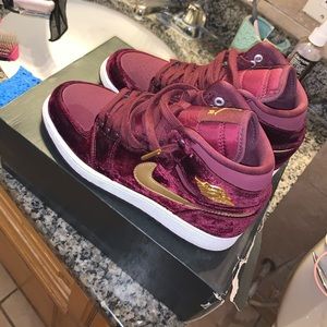 Air Jordan Heiress Velvet Retro 1’s “Night Maroon”
